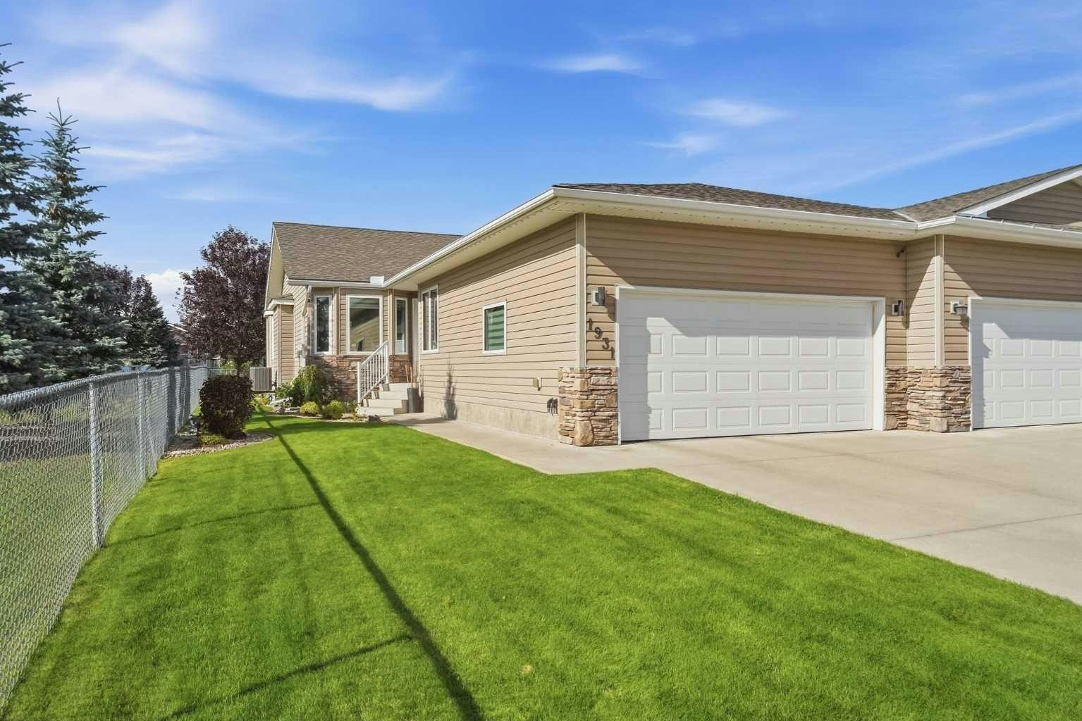 1931 Riverside Road NW, High River, AB, T1V 2B5