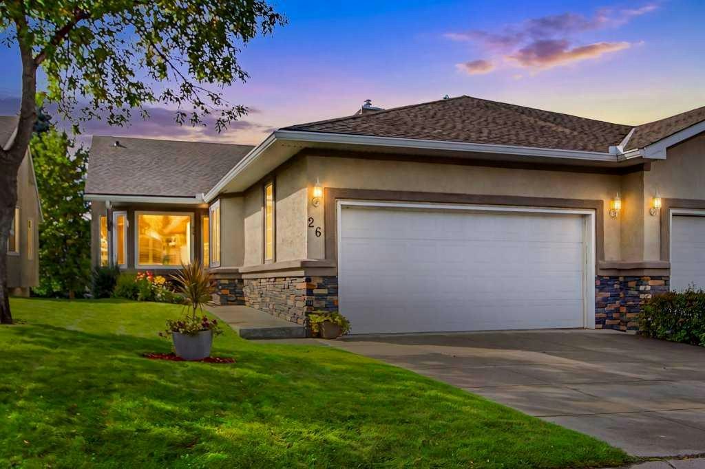 26 Mt Mckenzie Villas SE, Calgary, AB, T2Z 2P9