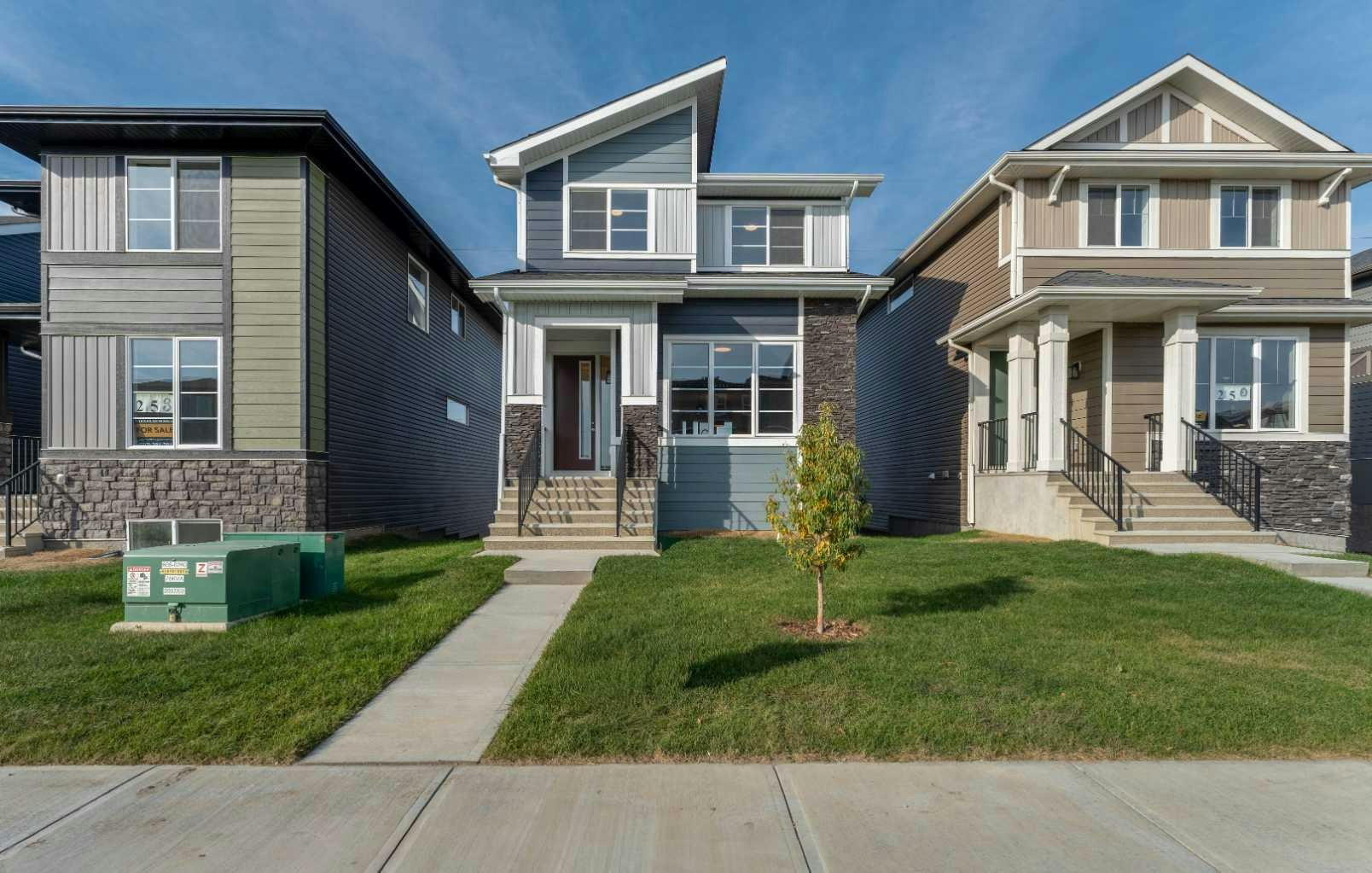 254 Waterford Road, Chestermere, AB, T1X 3B4