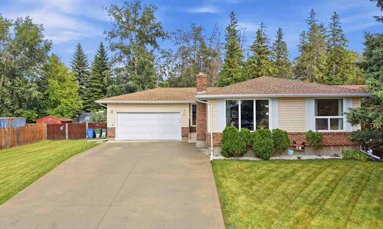 77 Pamely Avenue