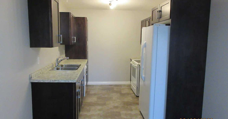 B-7411 29 Street, Lloydminster City West, AB, T9V 3N1 - 20