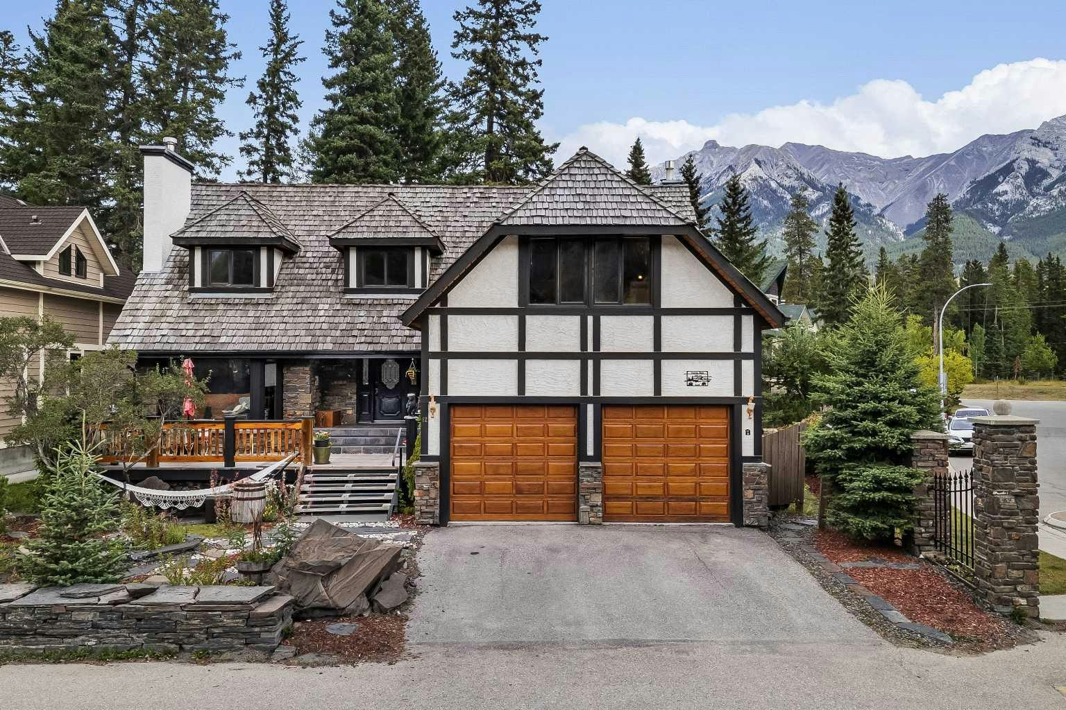 12 Woodside Lane, Canmore, AB, T1W 1T1