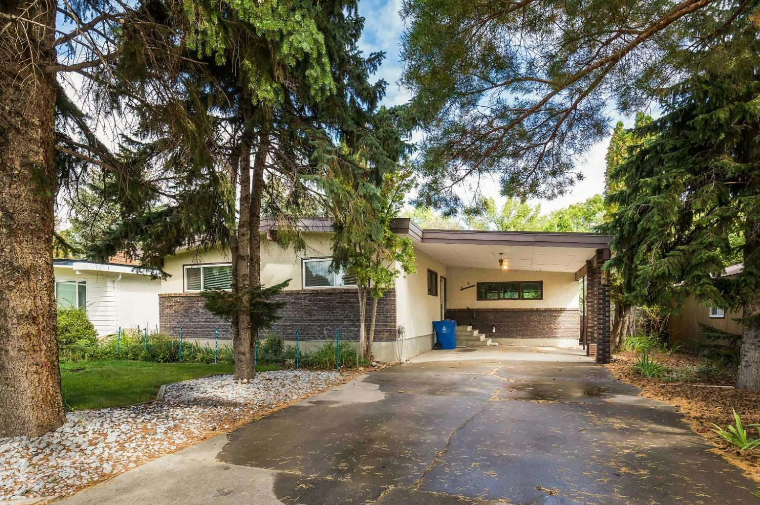 317 Laval Boulevard W, Lethbridge, AB, T1K 3W6