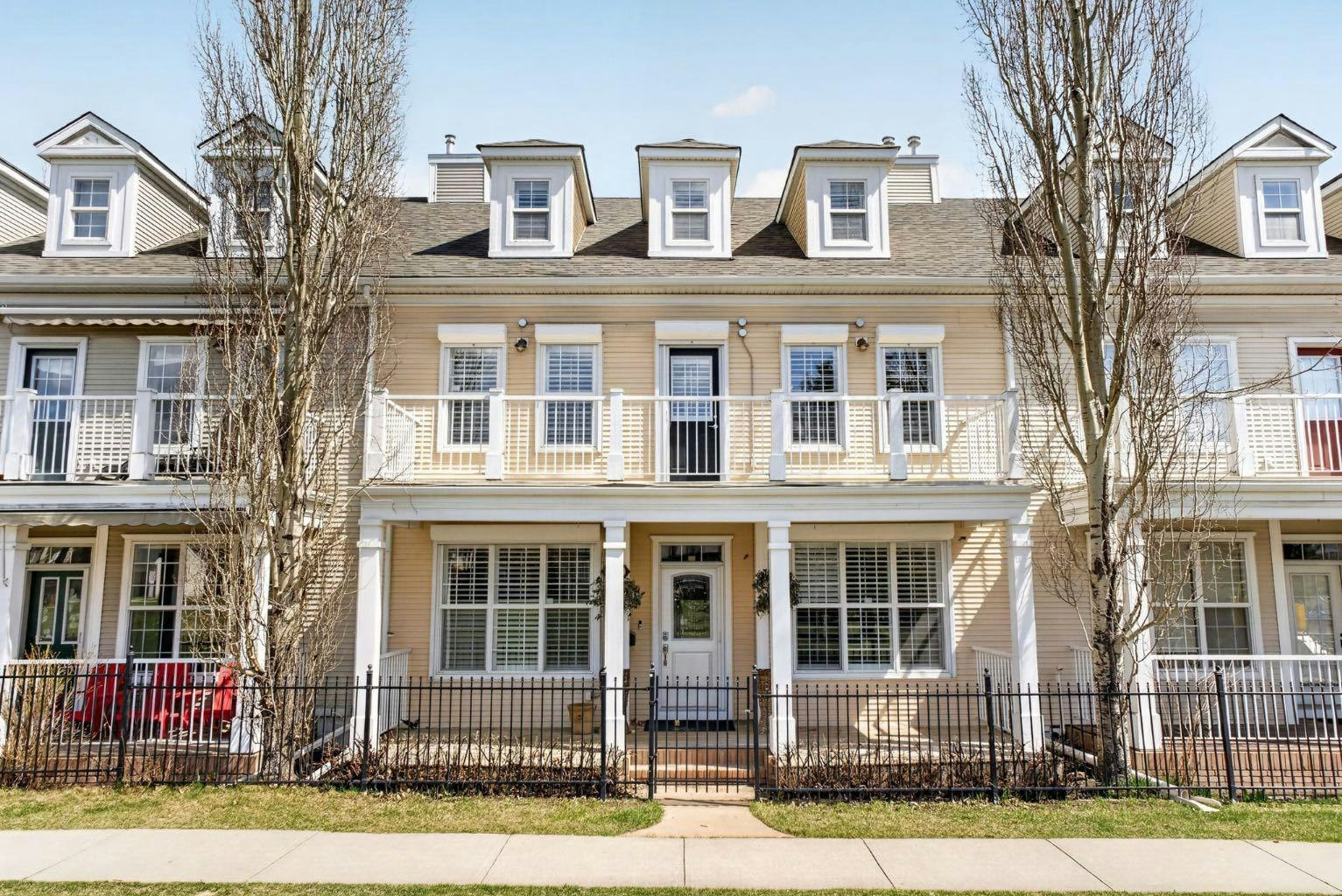 24 Ypres Mews SW, Calgary, AB, T2T 6L2