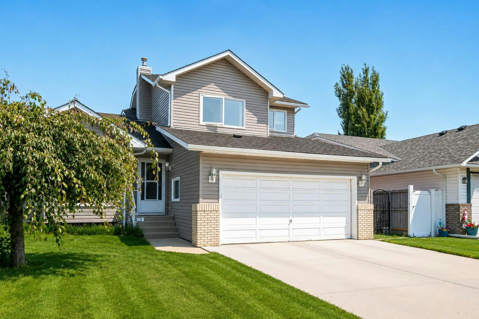 136 Harvest Hills Drive NE, Calgary, AB, T3K 3Y1