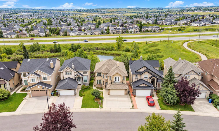 53 Sherwood Way NW