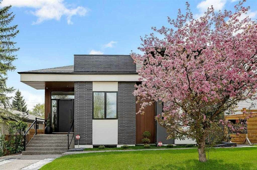 1027 39 Avenue NW, Calgary, AB, T2K 0E2