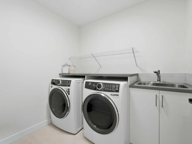 93 Rochester Way NW, Calgary, AB, T3L 0J6 - 33