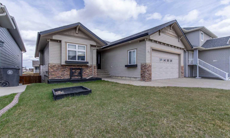 37 Laurel Place