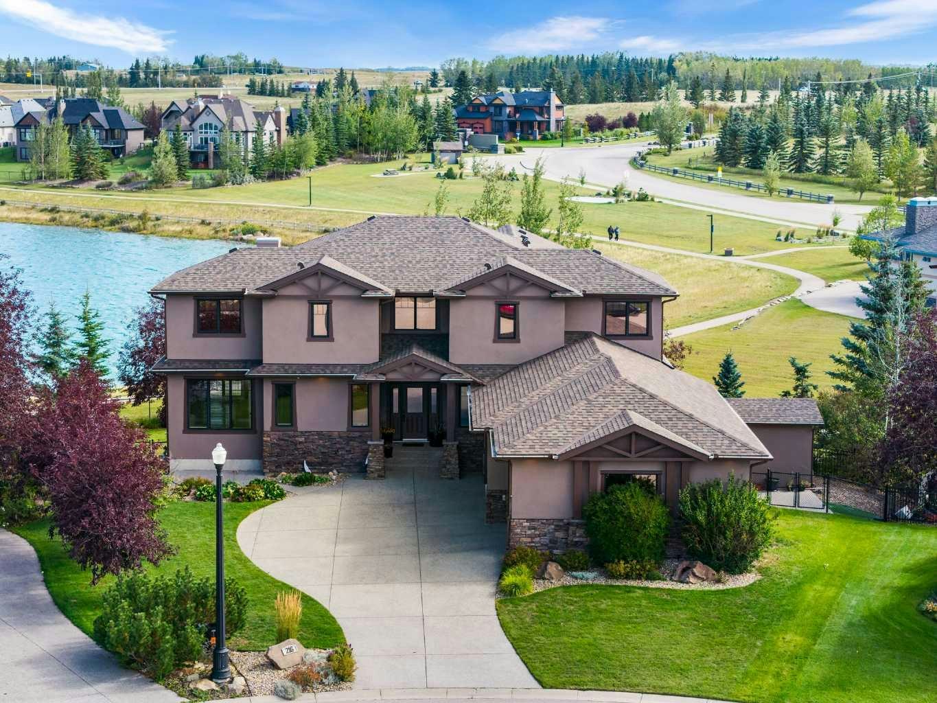 216 Montclair Place, Rural Rocky View County, AB, T4C 0A8
