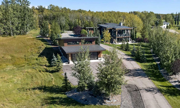 80 Willow Creek Heights