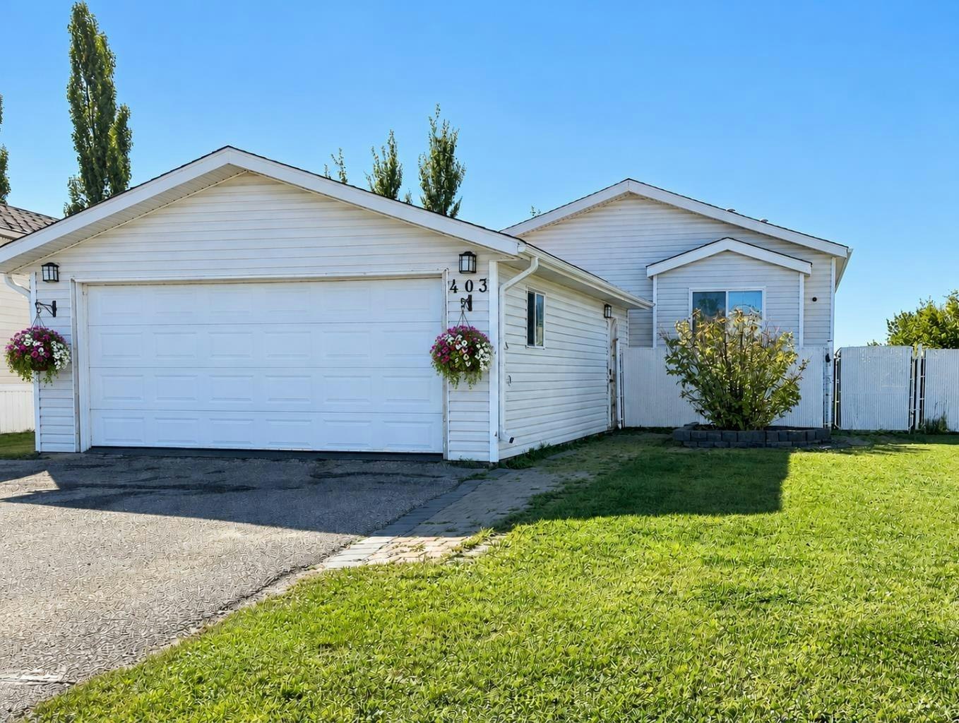 403 Silver Pointe Drive, County of Grande Prairie, AB, T8W 5K5