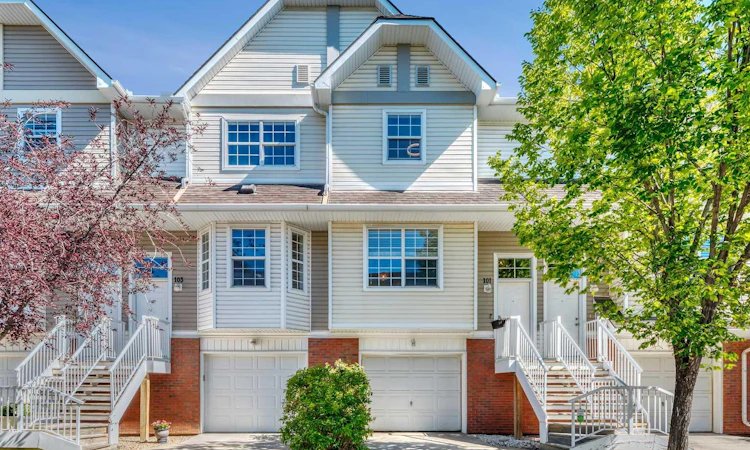 101 Tuscany Springs Gardens NW