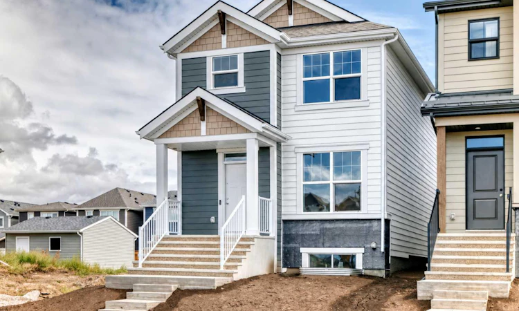 76 Mercado Road SE