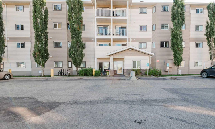 202-12015 Royal Oaks Drive