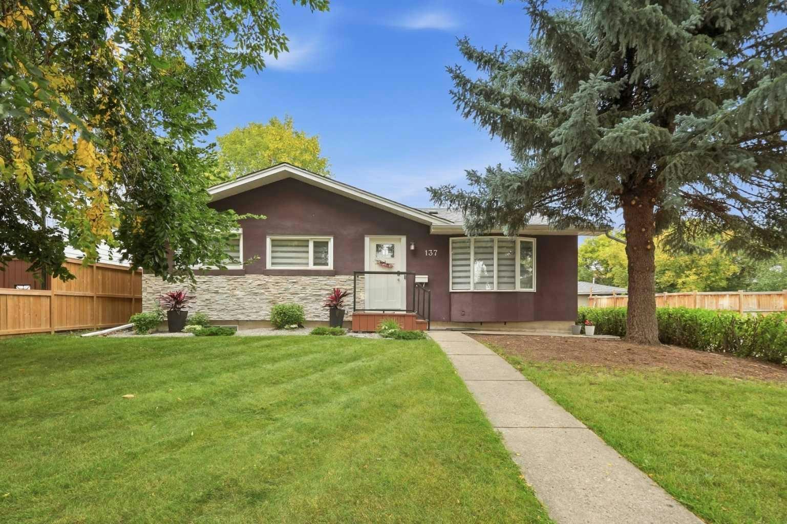 137 Lissington Drive SW, Calgary, AB, T3E 5E4