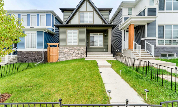 172 Belmont Green SW