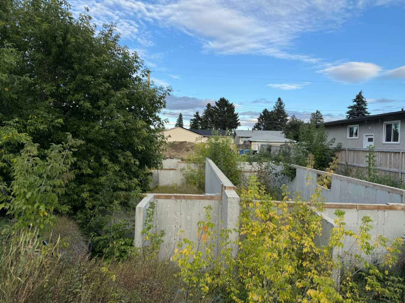 2006 42 Street SE, Calgary, AB, T2B 1G3