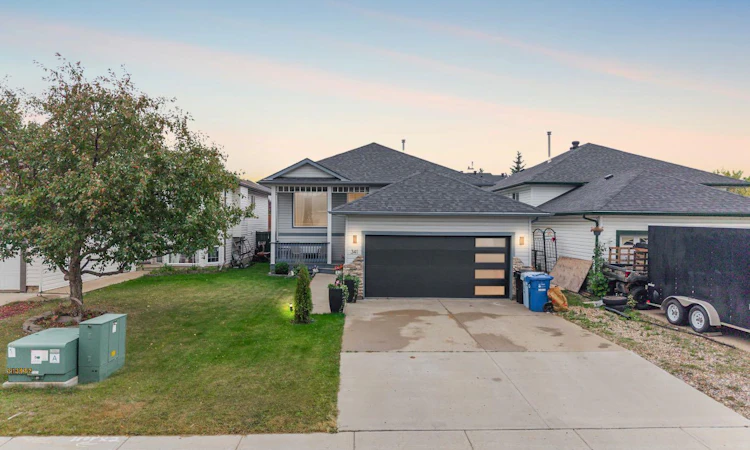 341 Diefenbaker Drive