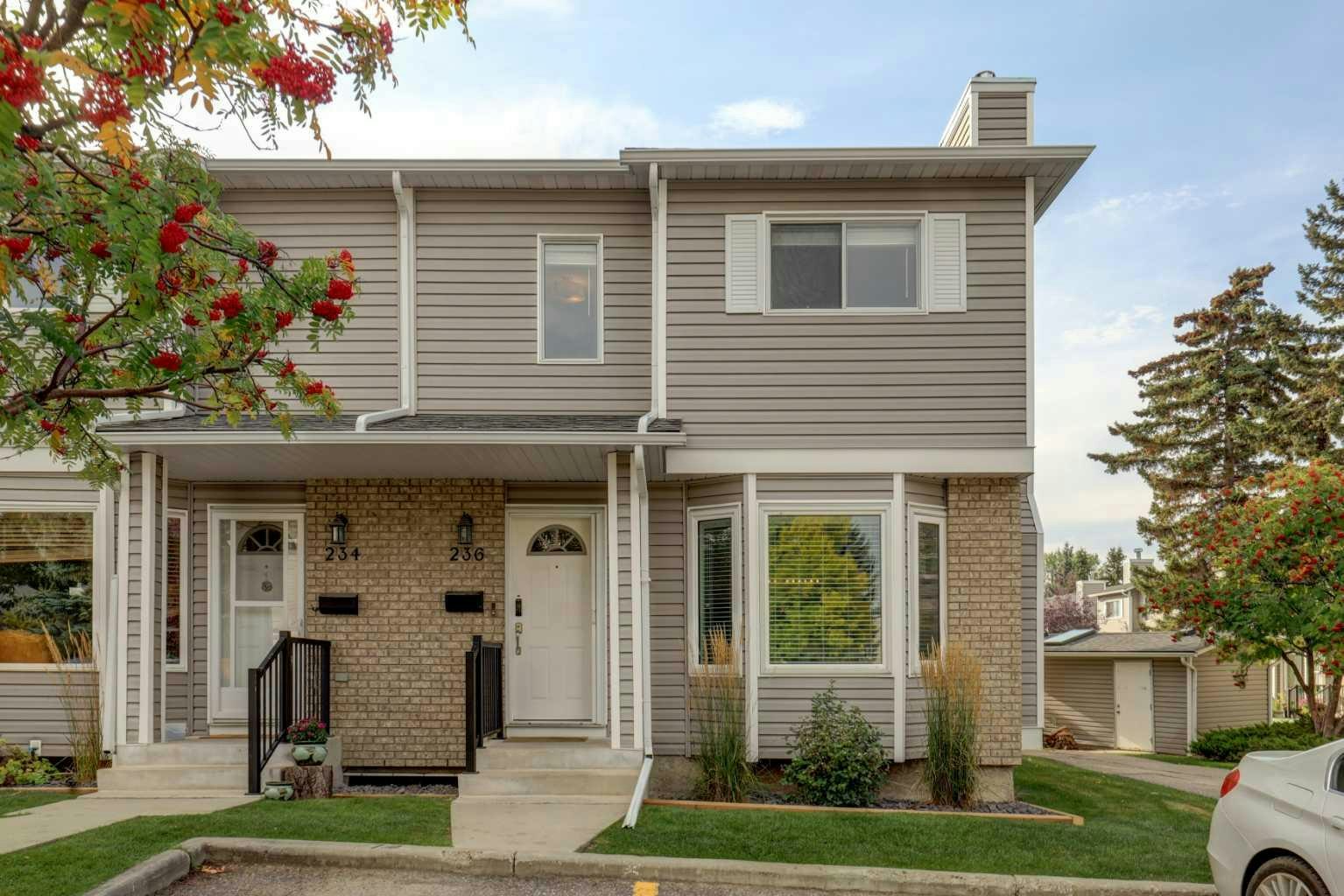 236 Cedarwood Park SW, Calgary, AB, T2W 5T6