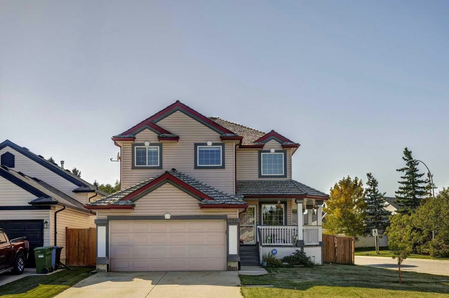 196 Harvest Park Way NE, Calgary, AB, T3K 4B8