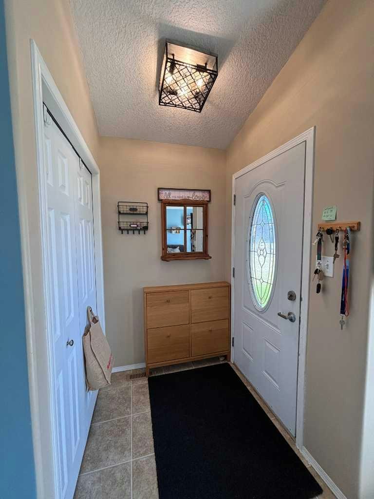 75 Kodiak Crescent N, Lethbridge, AB, T1H 6S4 - 3