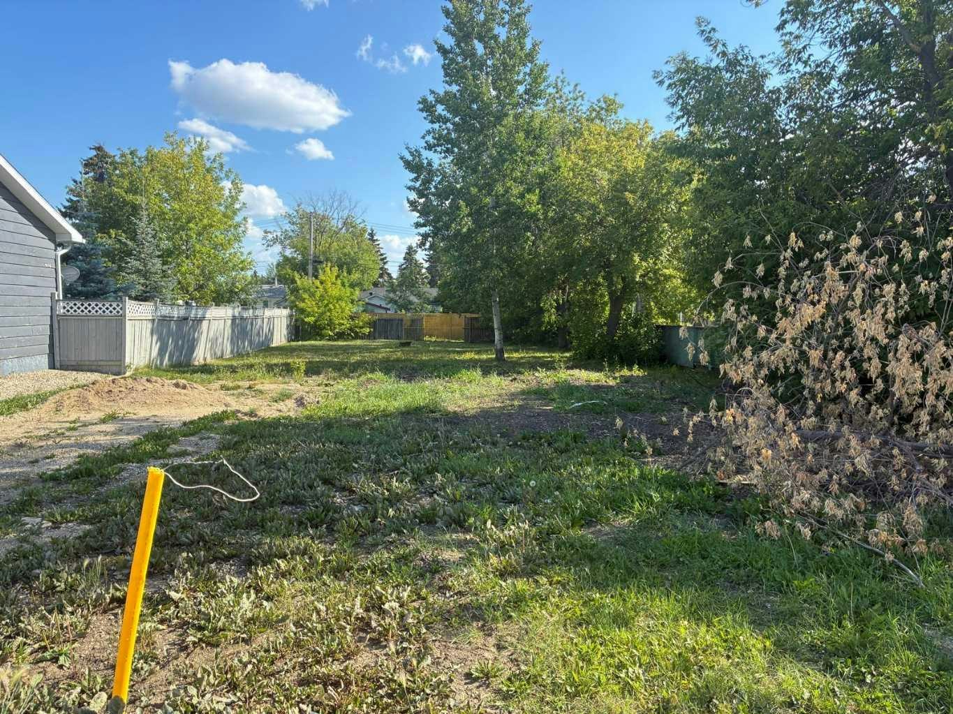9659 Hillcrest Drive, Grande Prairie, AB, T8V 1A9