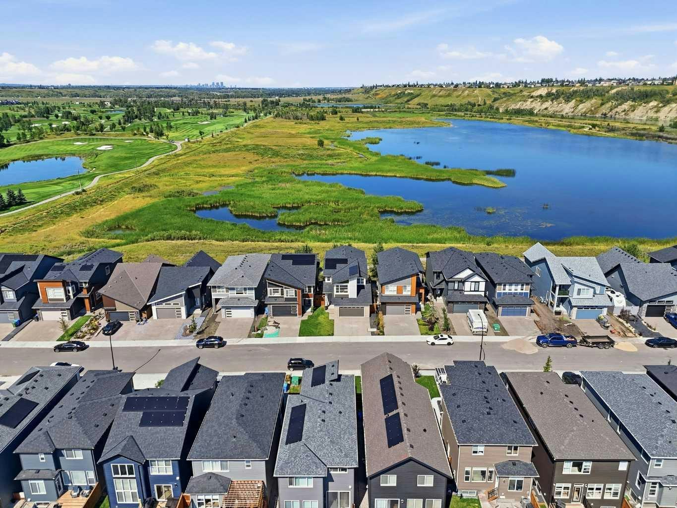 129 Wolf Hollow Villas SE, Calgary, AB, T2X 5K1