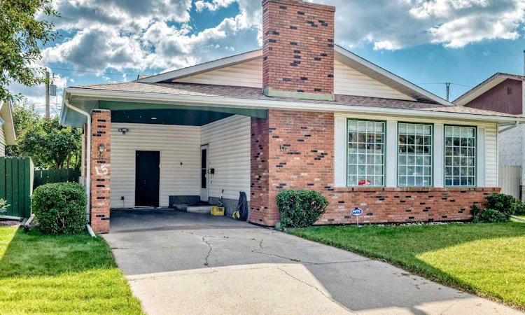 15 Maidstone Place NE