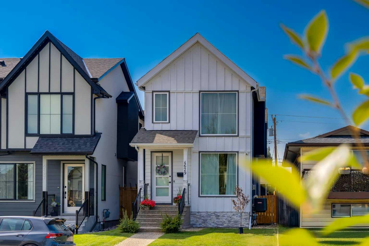 4629 72 Street NW, Calgary, AB, T3B 2L3