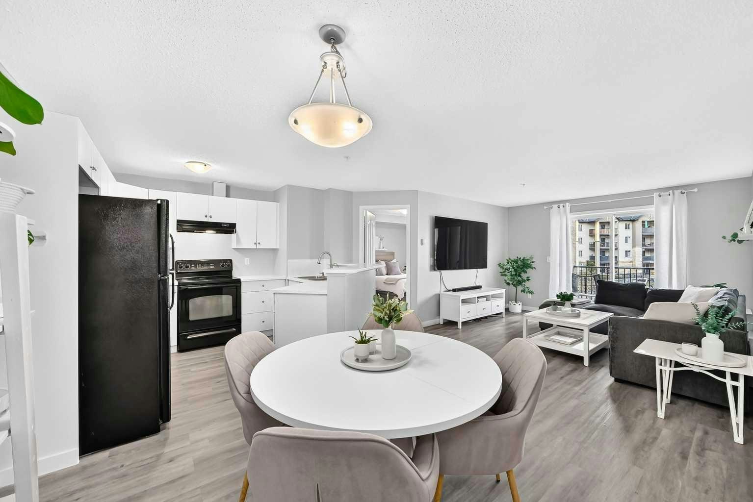 7205-304 Mackenzie Way SW, Airdrie, AB, T4B 3H7