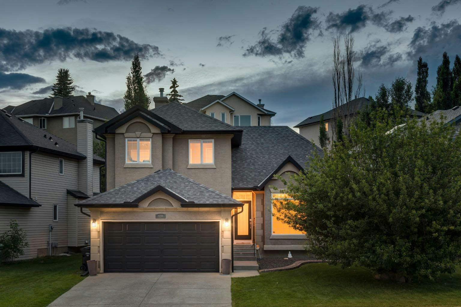 400 Sienna Park Drive SW, Calgary, AB, T3H 3K3
