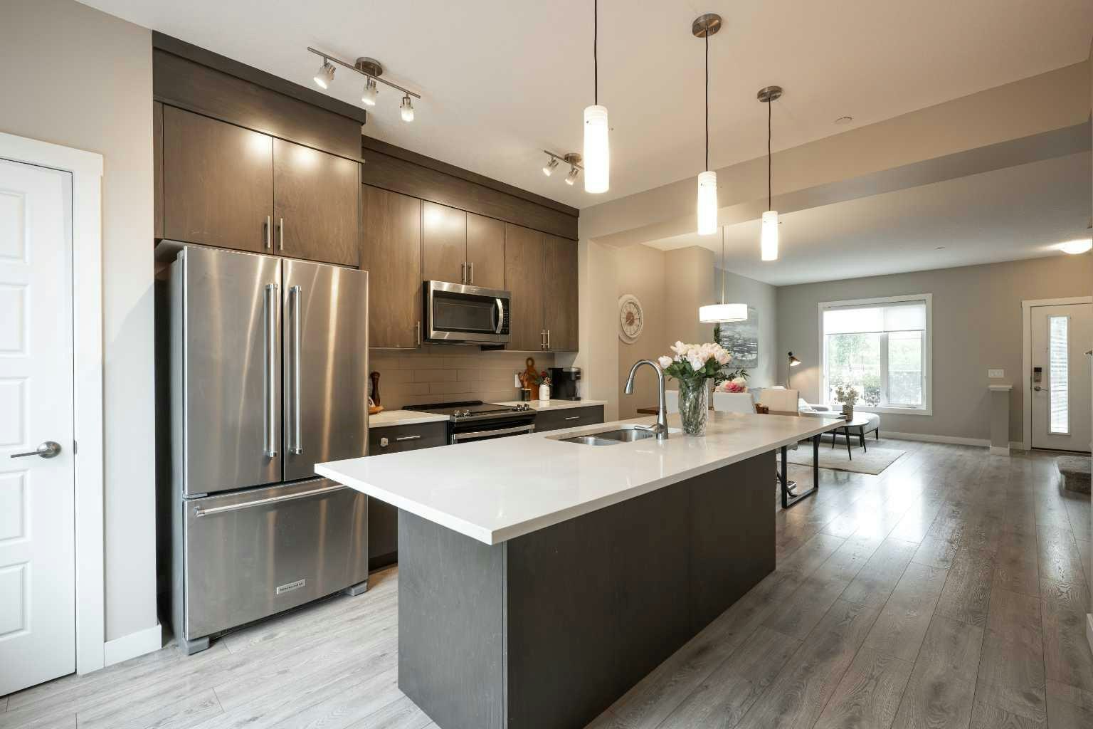 156 Livingston Common NE, Calgary, AB, T3P 1K1