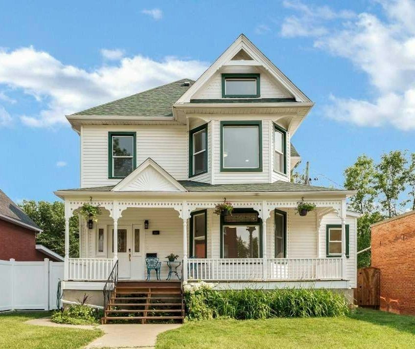 421 Aberdeen Street SE, Medicine Hat, AB, T1A 0R4
