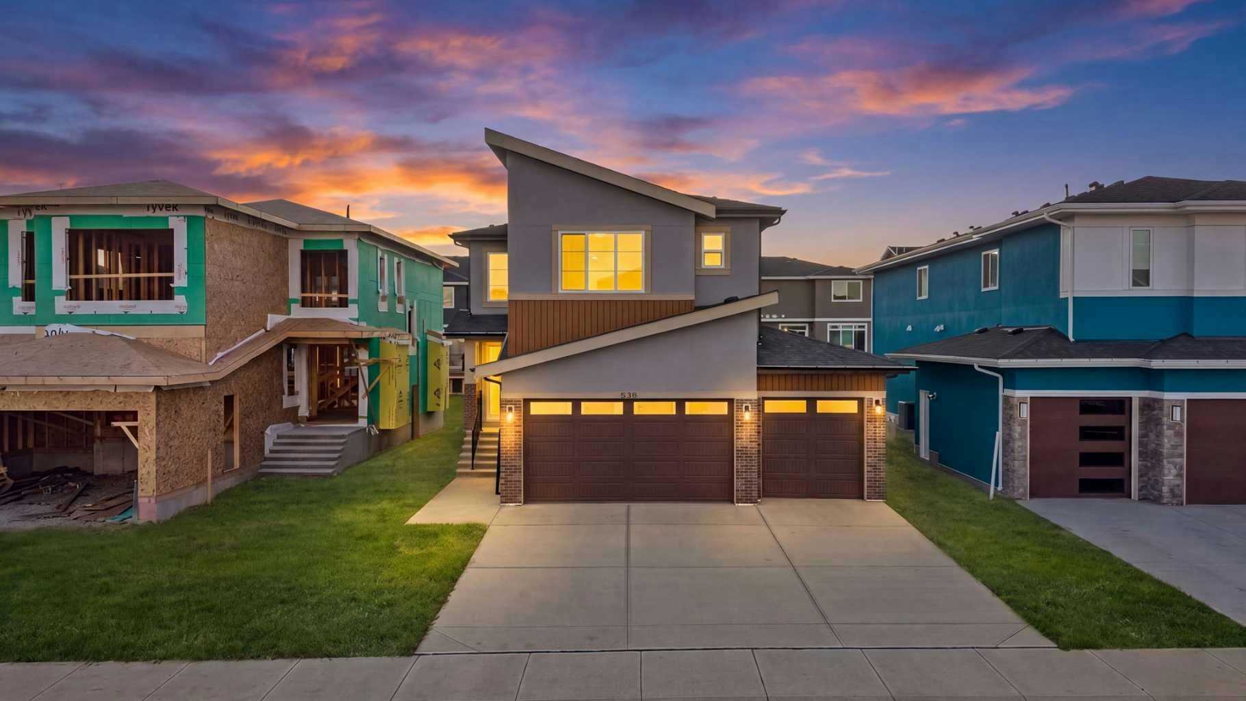 538 Waterford Rise, Chestermere, AB, T1X 2P7