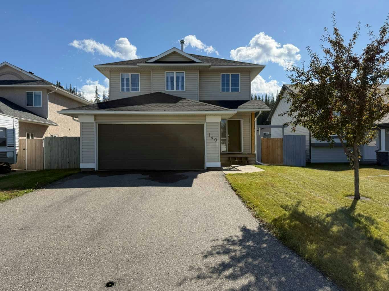 140 Mackay Crescent, Hinton Hill, AB, T7V 1H1