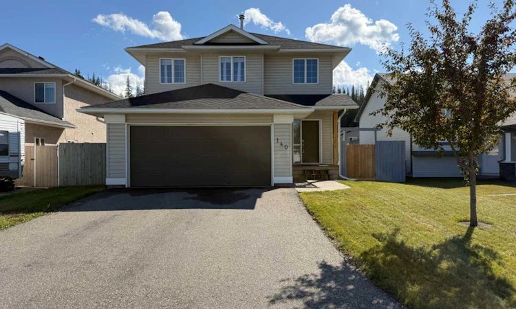 140 Mackay Crescent