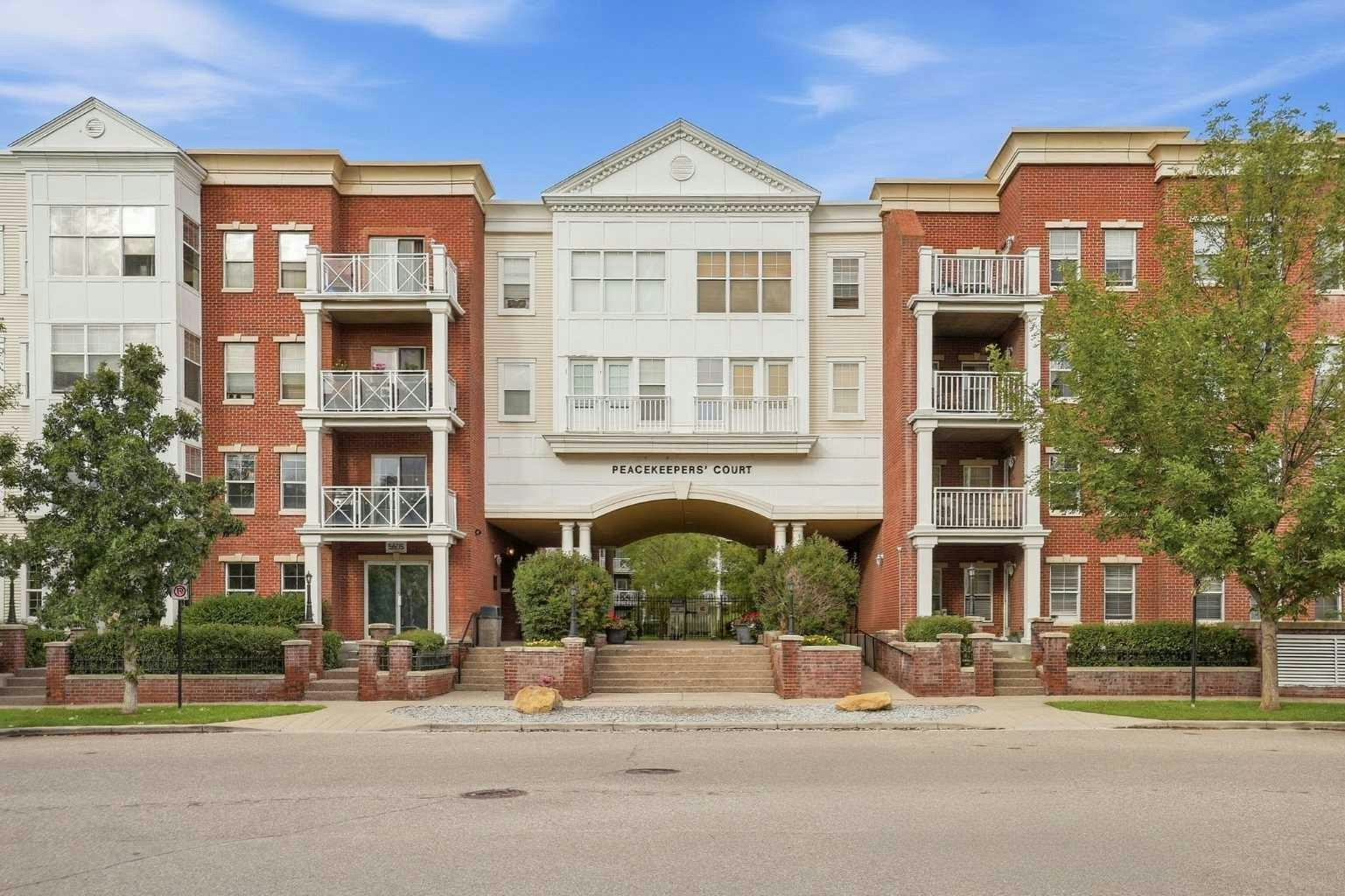 2412-5605 Henwood Street SW, Calgary, AB, T3E 7R2