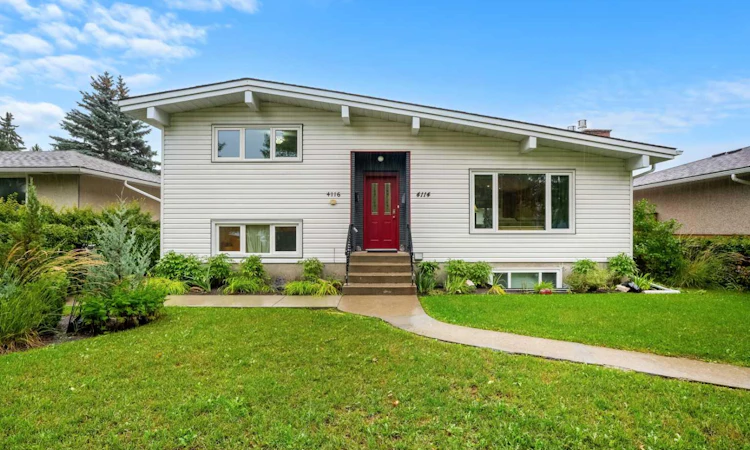 4116 Brisebois Drive NW