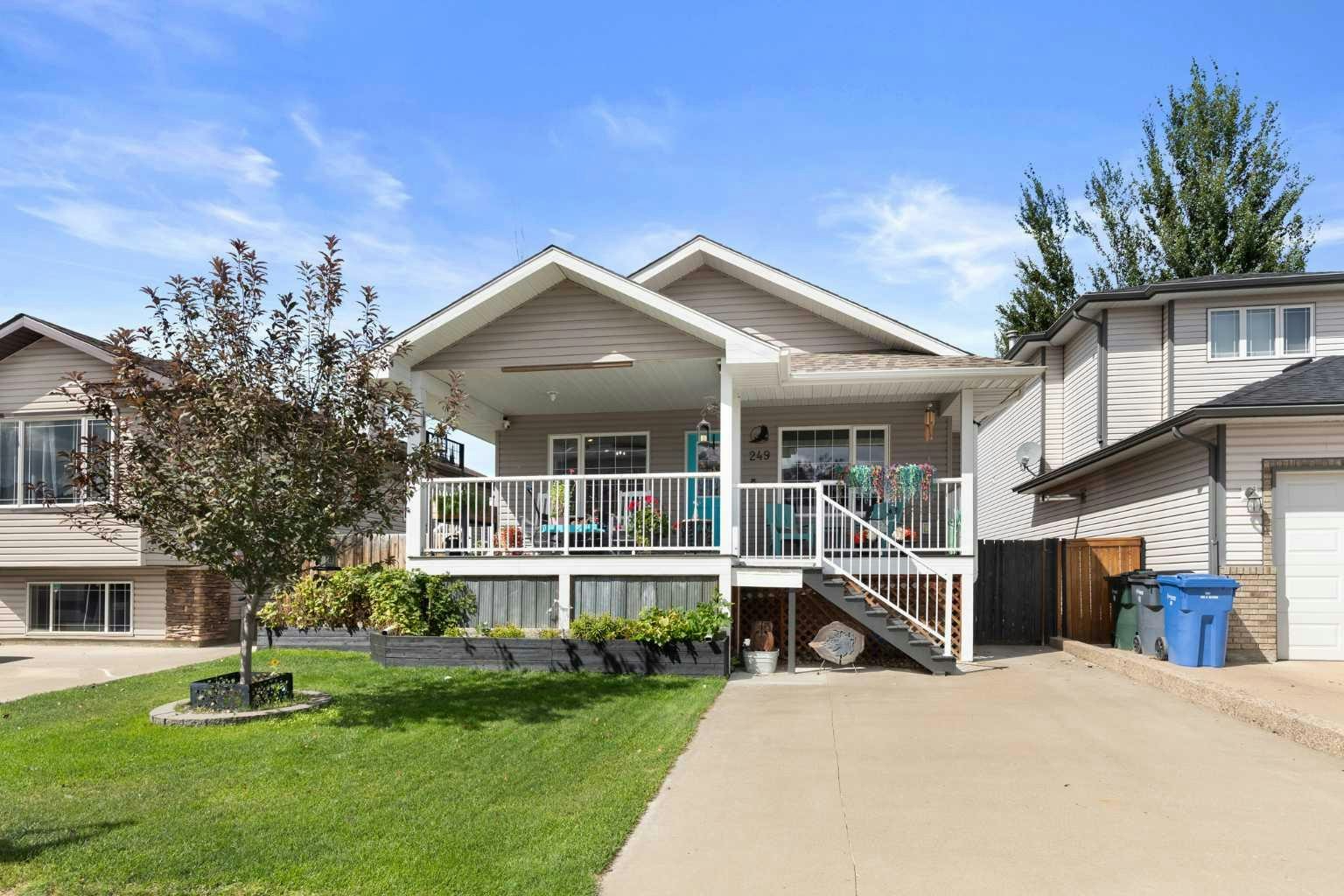 249 Somerset Way SE, Medicine Hat, AB, T1B 0B6