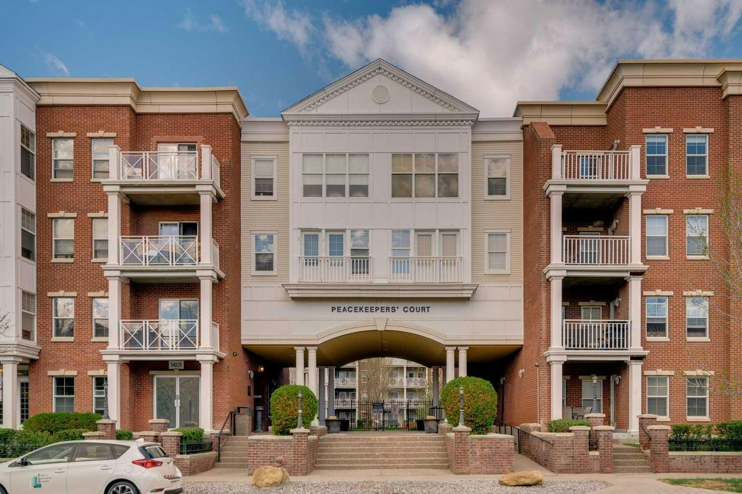2206-5605 Henwood Street SW, Calgary, AB, T3E 7R2