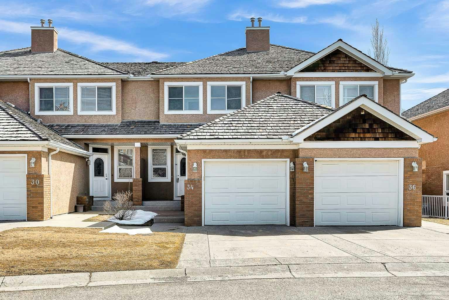 34 Royal Manor NW, Calgary, AB, T3G 5T7