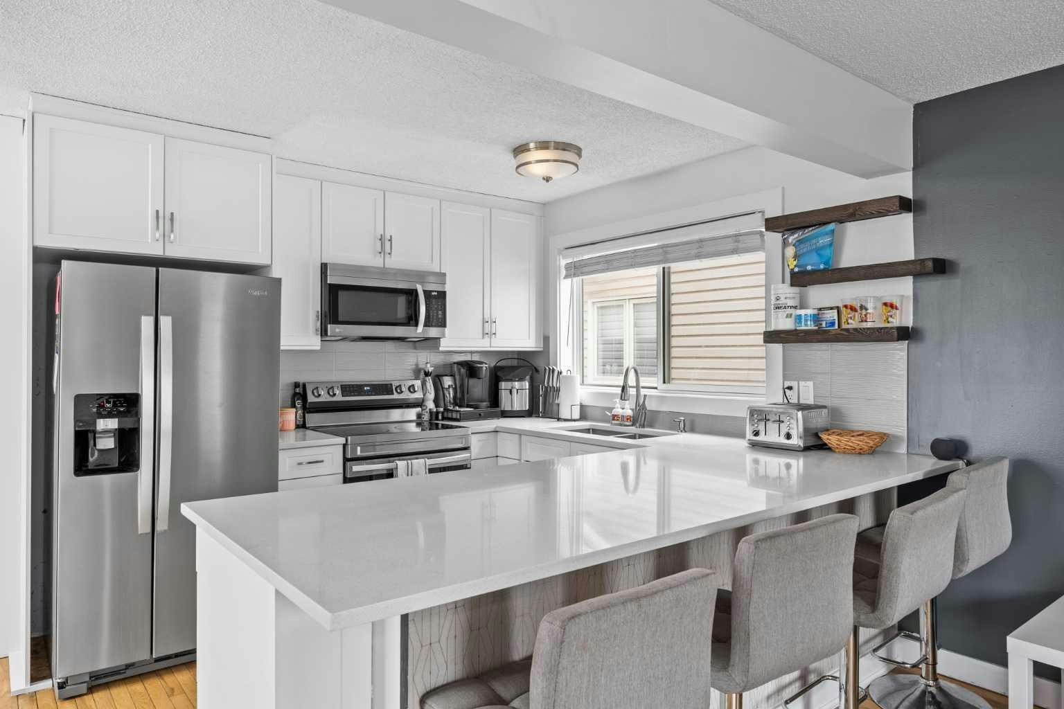 2320 Woodview Drive SW, Calgary, AB, T2W 4X6