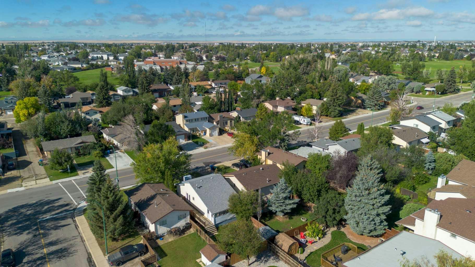 119 Red Crow Boulevard W, Lethbridge, AB, T1K 5N2 - 39