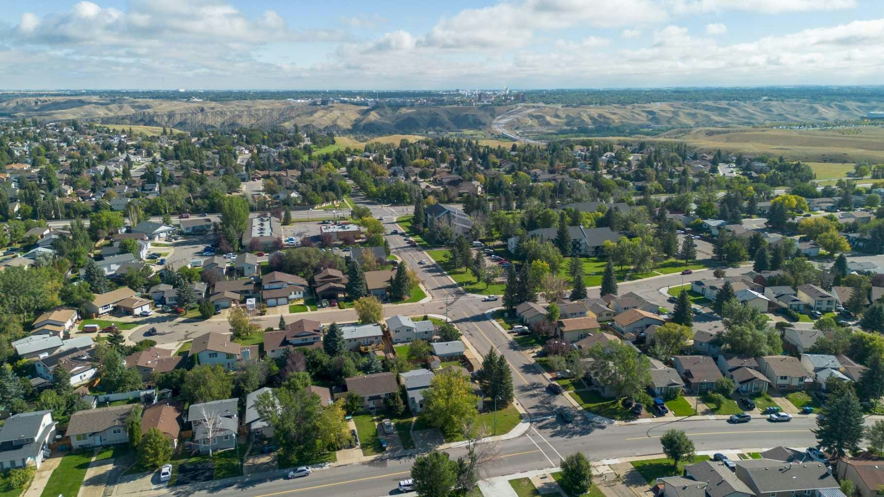 119 Red Crow Boulevard W, Lethbridge, AB, T1K 5N2 - 43