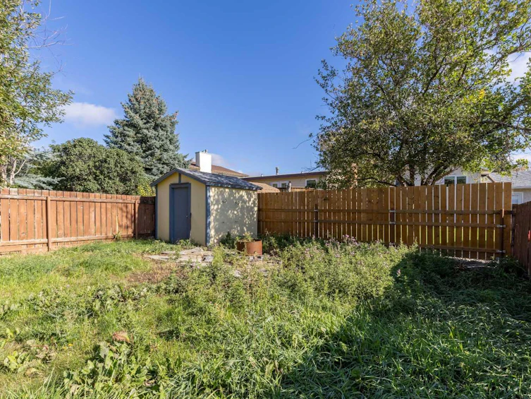 119 Red Crow Boulevard W, Lethbridge, AB, T1K 5N2 - 32