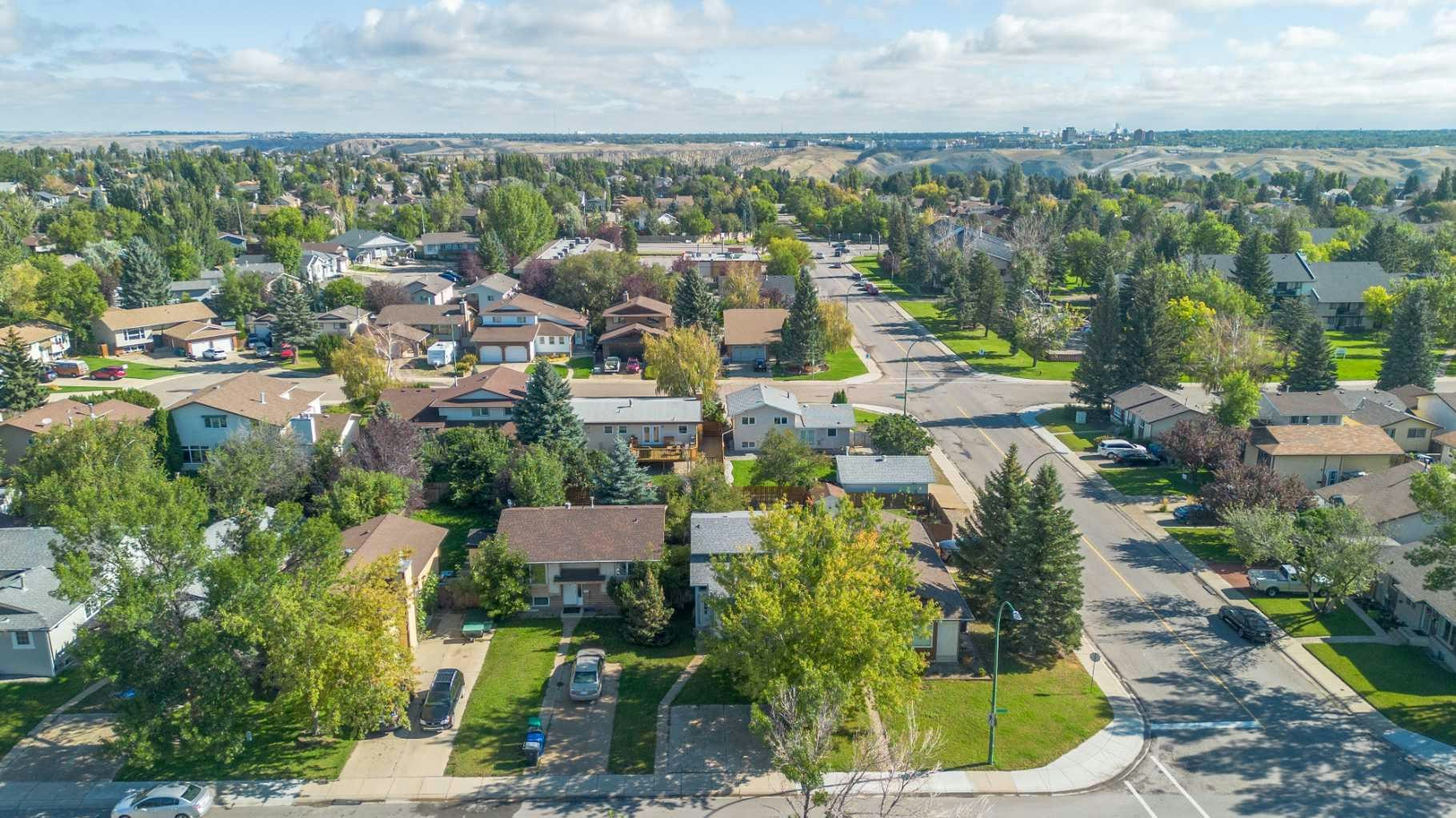 119 Red Crow Boulevard W, Lethbridge, AB, T1K 5N2 - 41