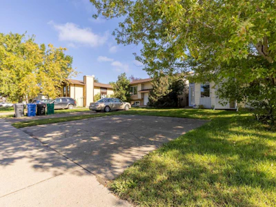 119 Red Crow Boulevard W - 3