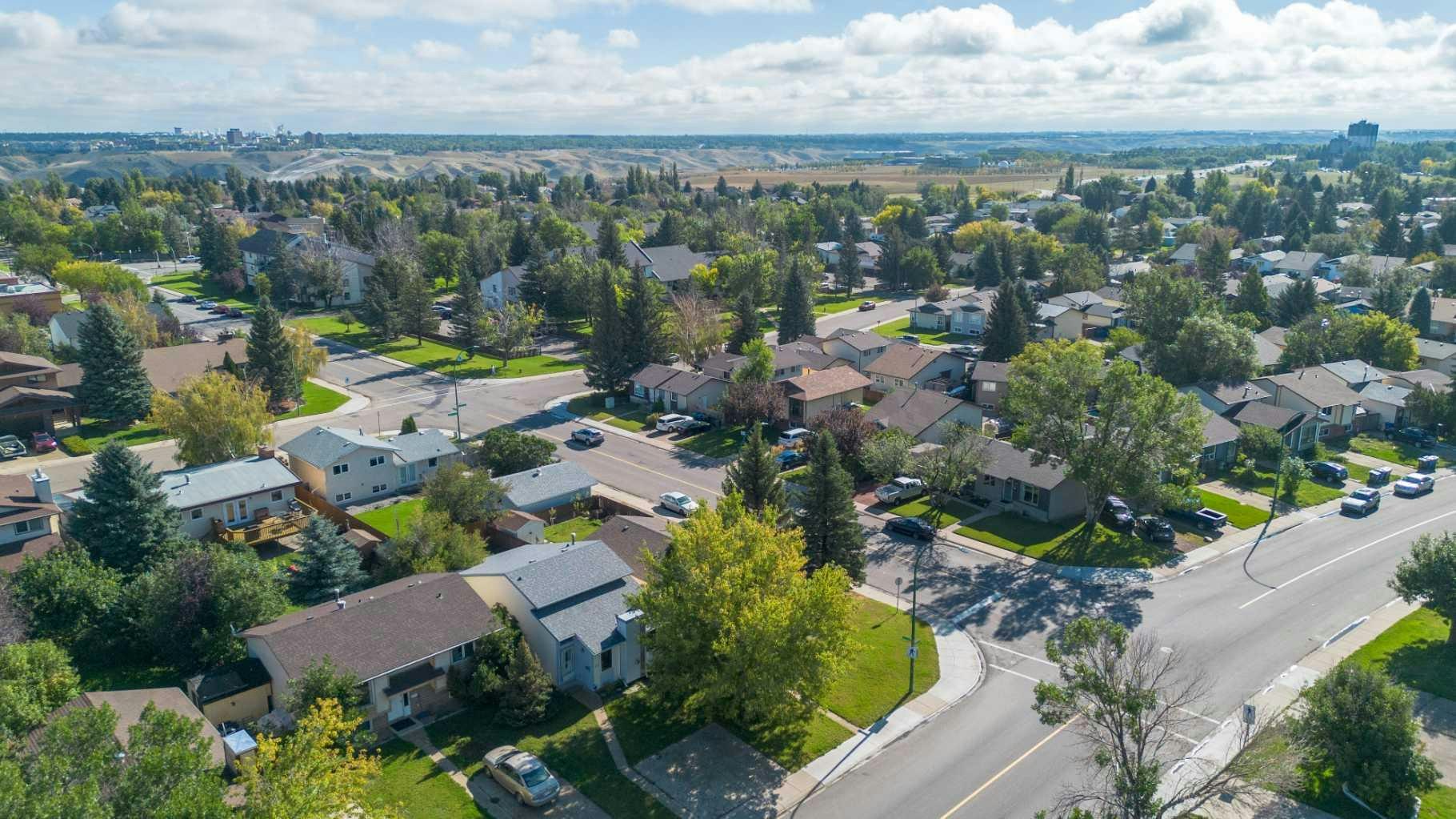 119 Red Crow Boulevard W, Lethbridge, AB, T1K 5N2 - 42