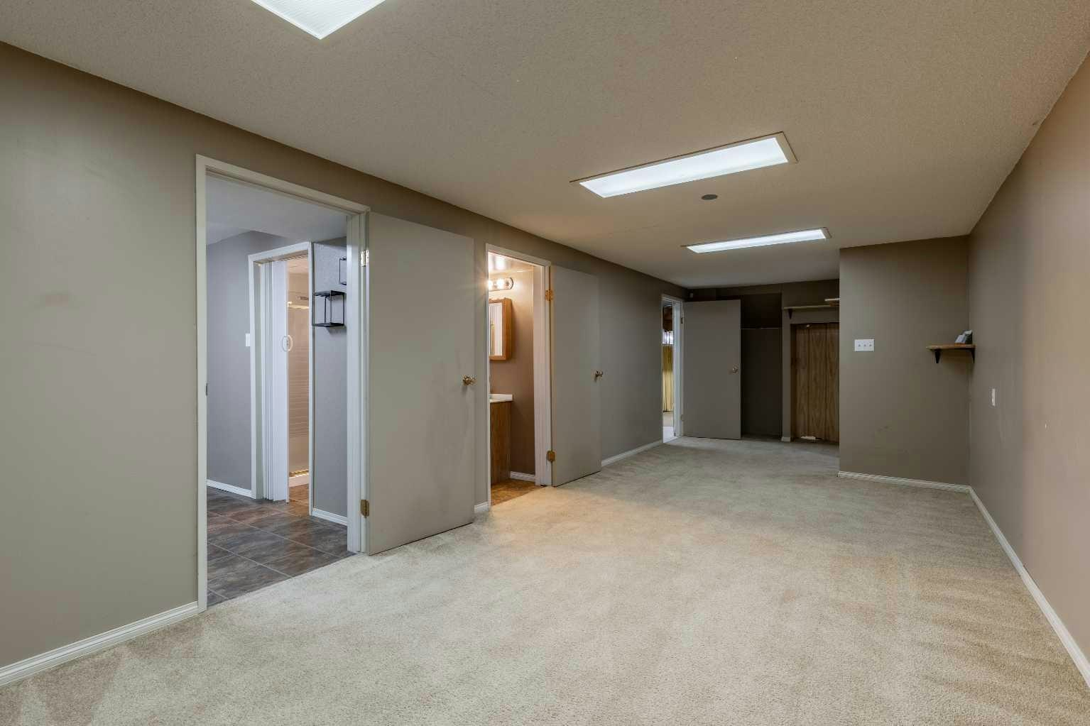 119 Red Crow Boulevard W, Lethbridge, AB, T1K 5N2 - 20